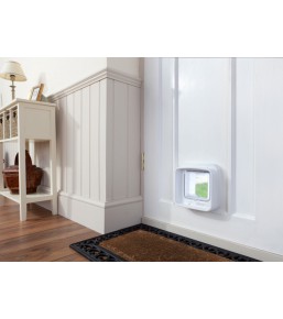 Chatière SureFlap DualScan sur porte